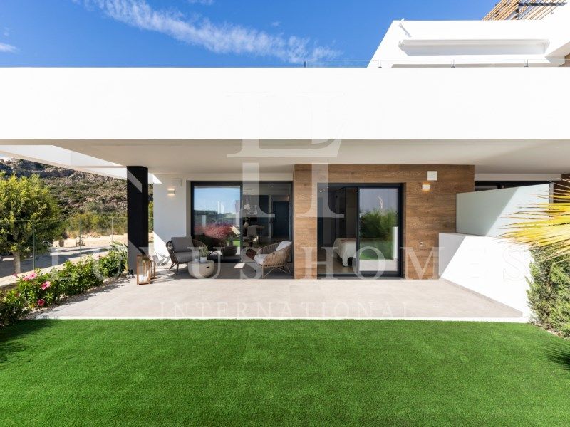 Property photo 1 of 19