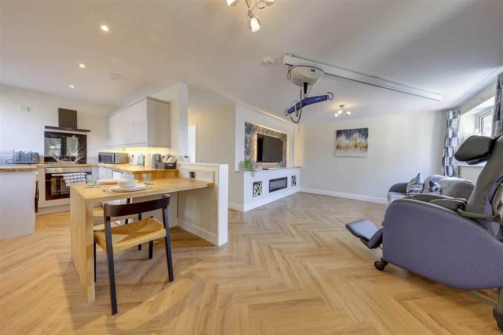 Property photo 1 of 23 Open Plan Living