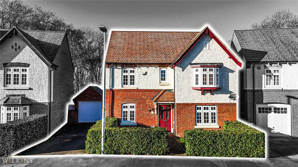 Property photo 1 of 48 Picture No. 40