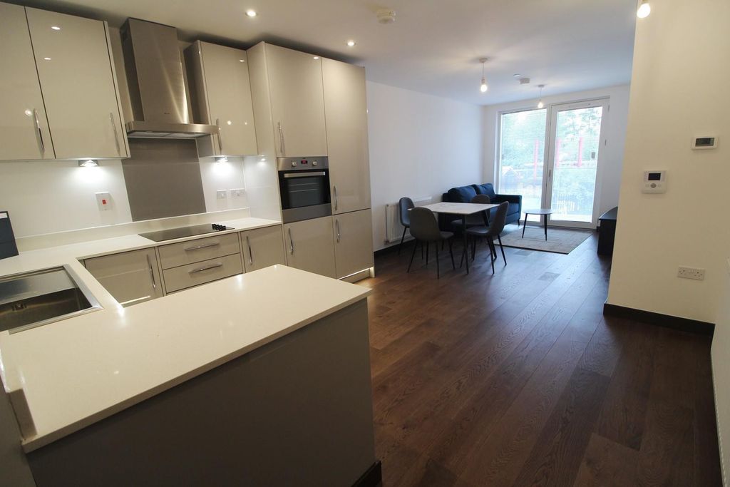 Property photo 2 of 7 Living Area