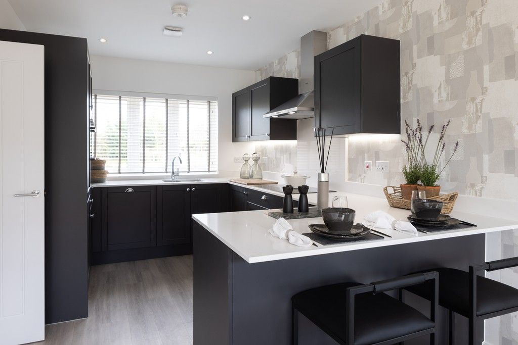 Property photo 2 of 14 Netherhall Gardens, Cambridge