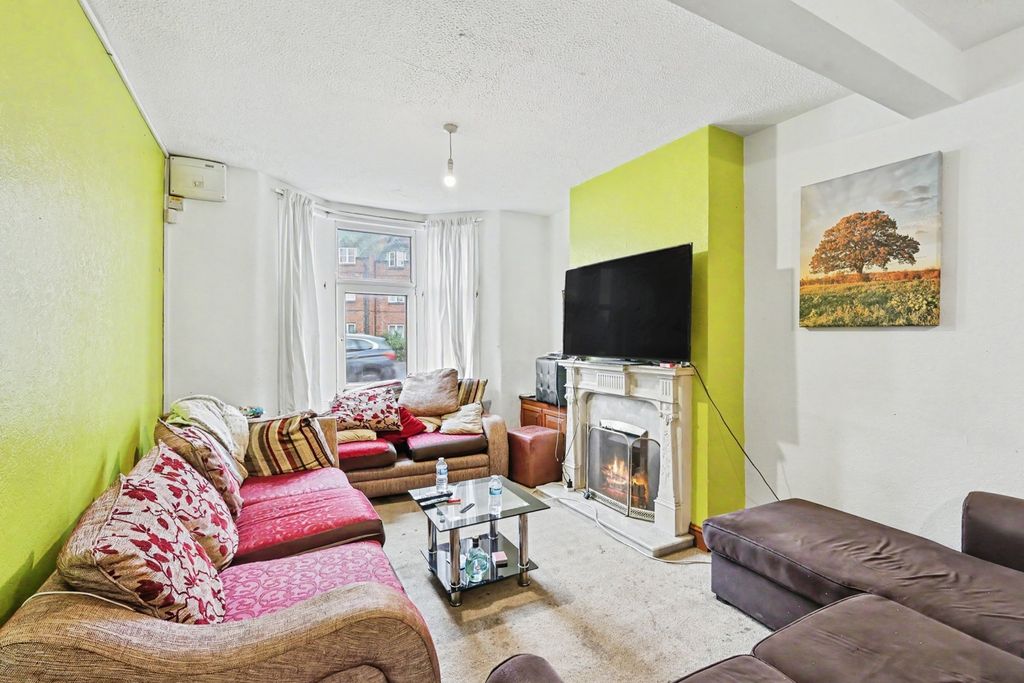 Property photo 2 of 19 Pbox-Img.Jpg