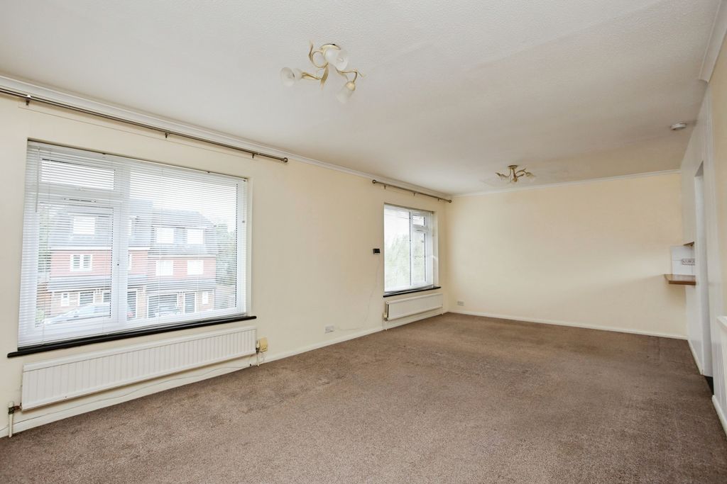 Property photo 2 of 15 Pbox-Img.Jpg