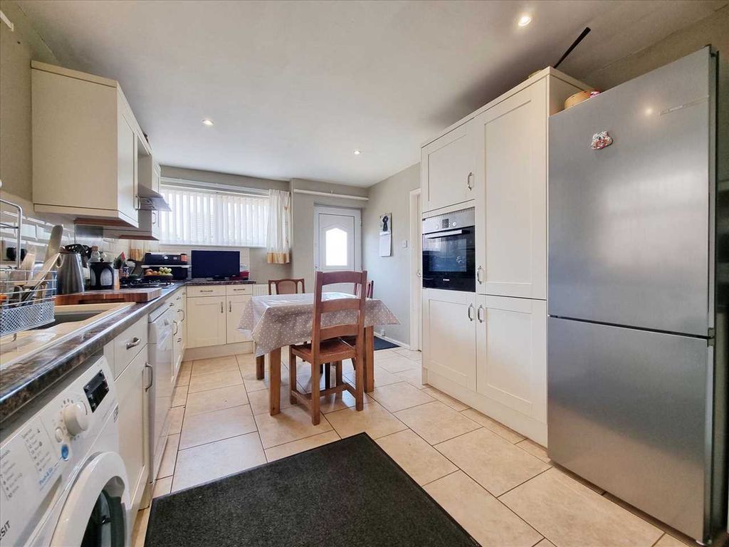 Property photo 3 of 11 Further Aspect: