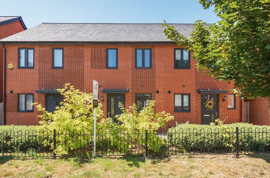 Property photo 1 of 13 1325203-9-687A6F4...