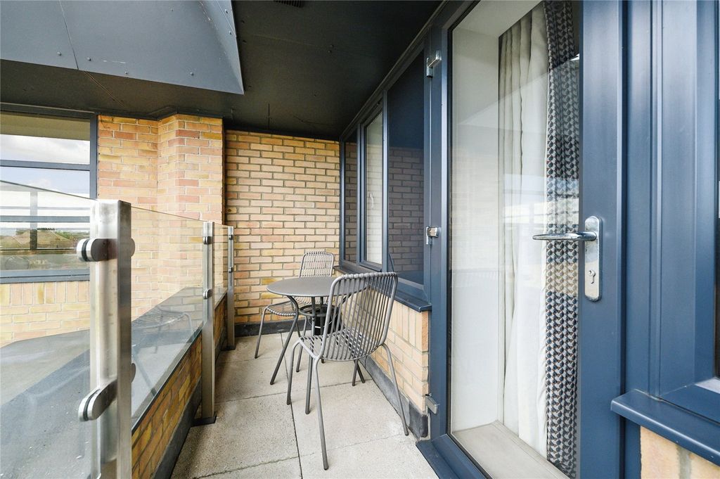 Property photo 3 of 13 Balcony