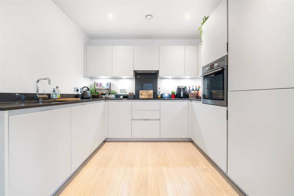 Property photo 2 of 16 Santina Apartments-14.Jpg