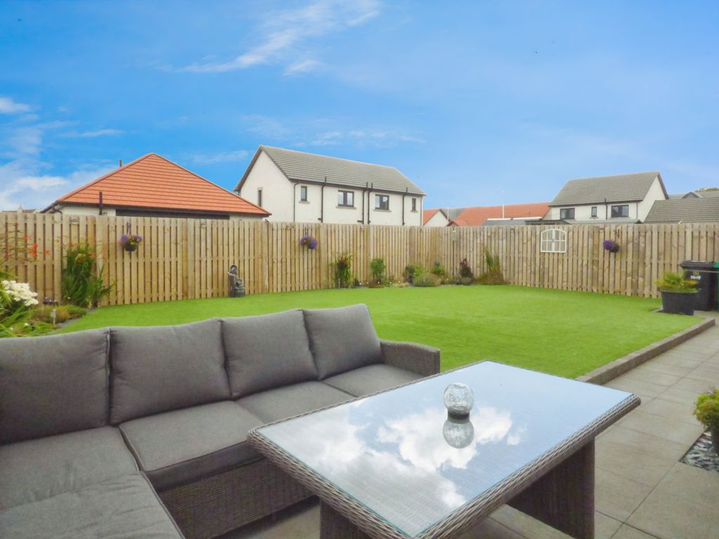 Property photo 2 of 34 Rear Garden