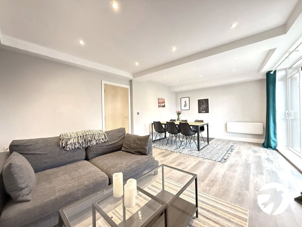 Property photo 2 of 19 Picture 2