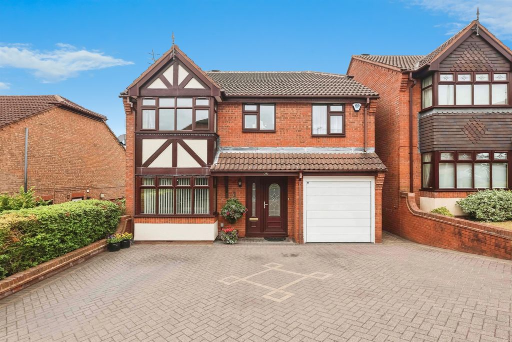 Property photo 1 of 17