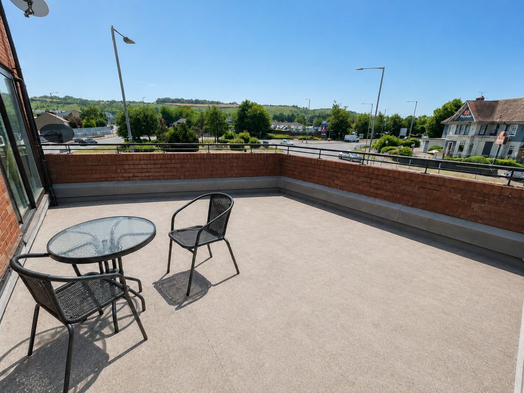 Property photo 3 of 7 5298192
