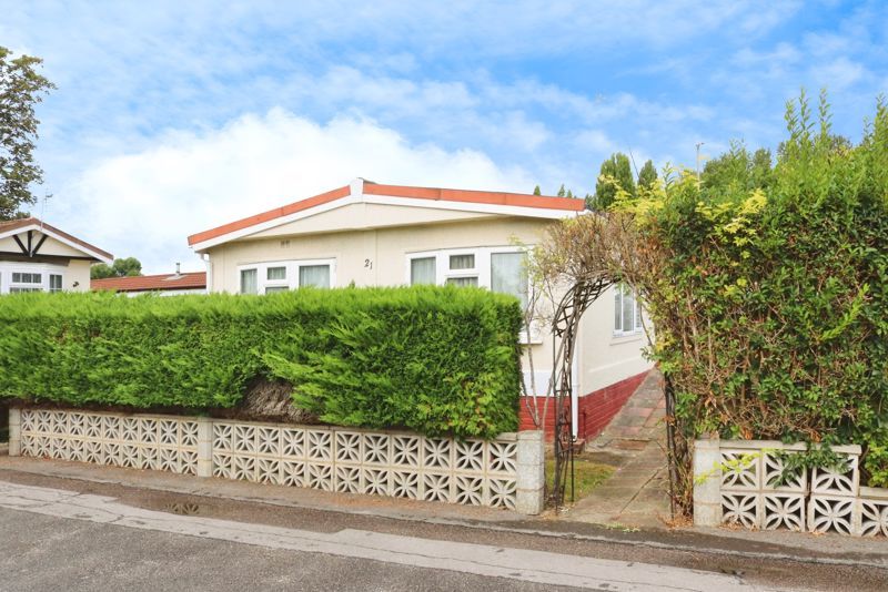 Property photo 1 of 20 Photo 12