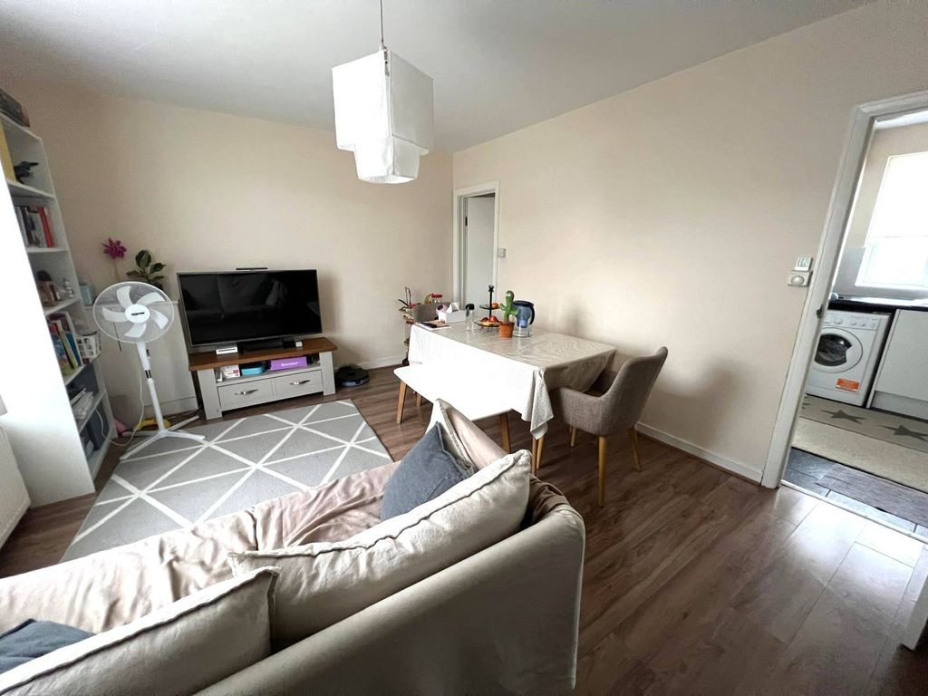 Property photo 2 of 13 Gallery