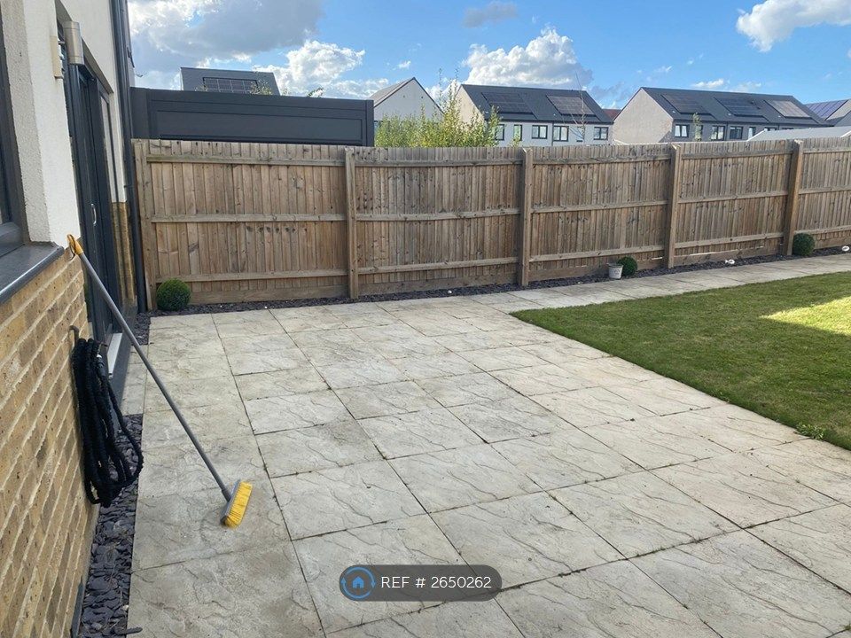 Property photo 3 of 21