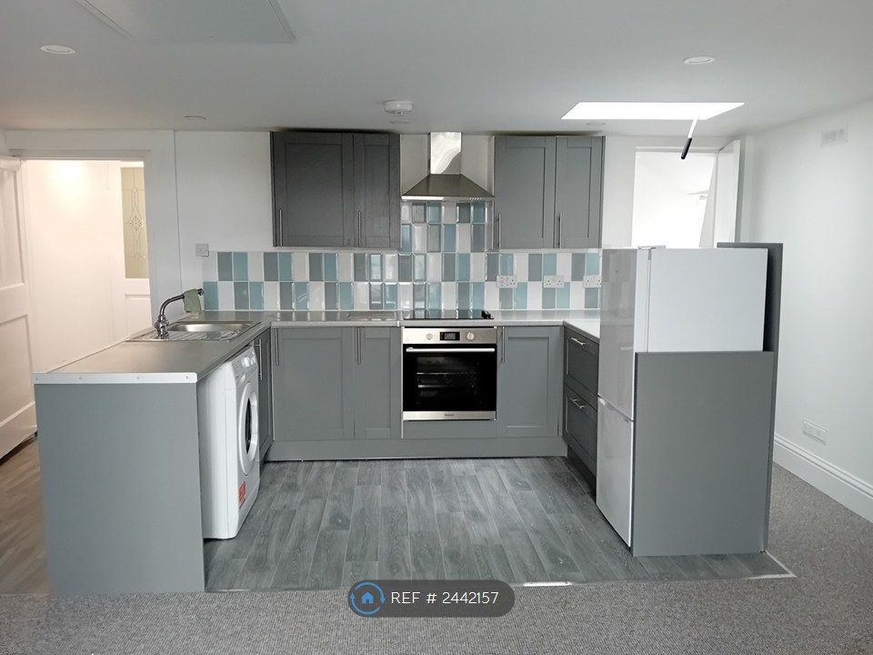 Property photo 1 of 13 Kitchen