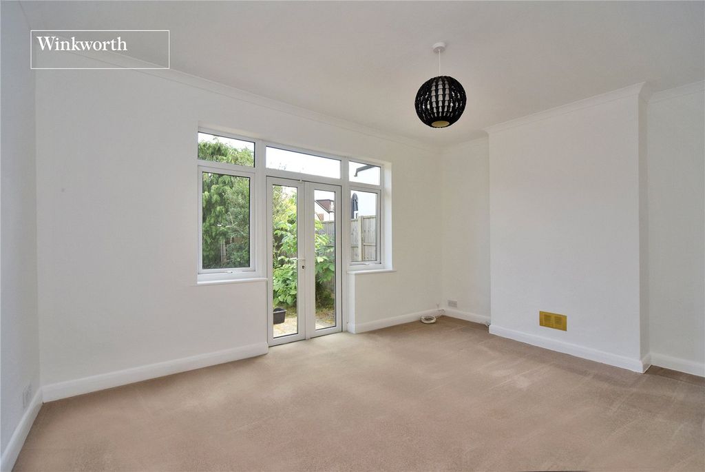 Property photo 2 of 10 Picture No. 04