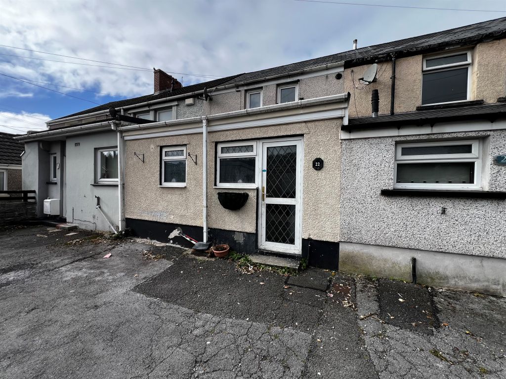 Property photo 1 of 4