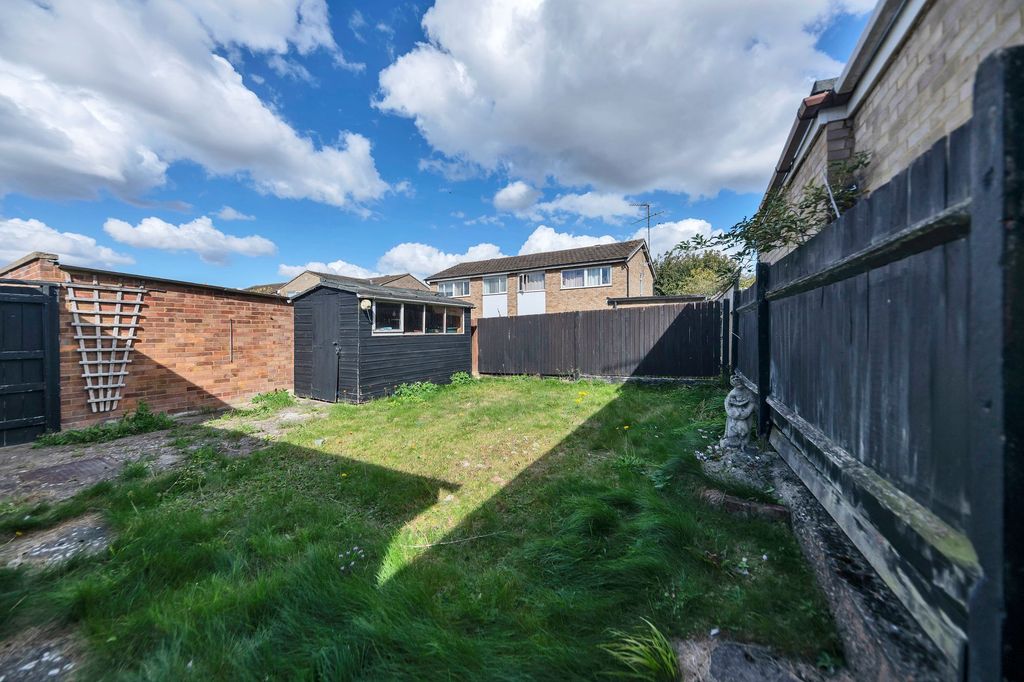 Property photo 2 of 9