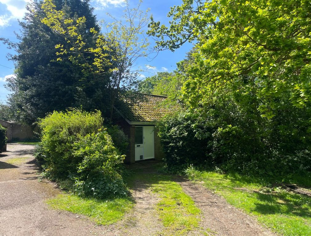 Property photo 1 of 14 Image