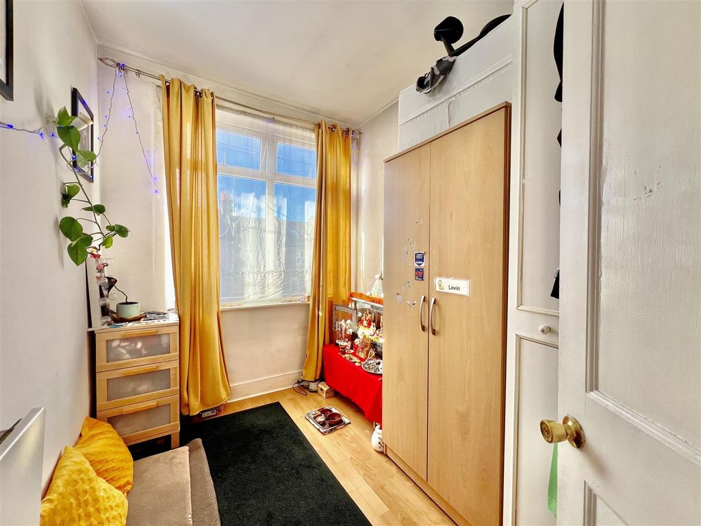 Property photo 2 of 5 Bedroom One