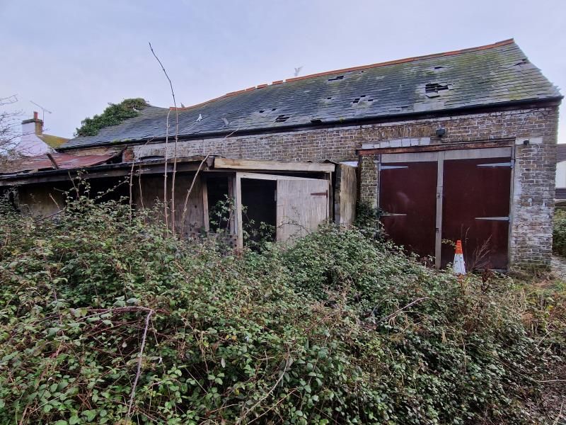 Property photo 2 of 5