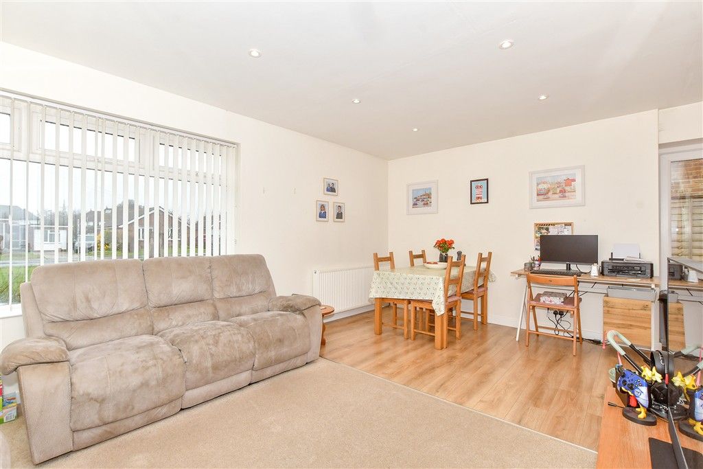 Property photo 2 of 12 Lounge/Dining Area