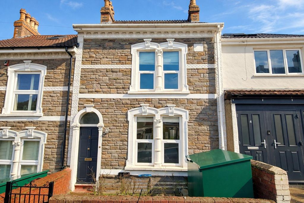 Property photo 3 of 40 C117C81A-A22D-45C7-A2Ca-6E9Cfb26BA84.Png