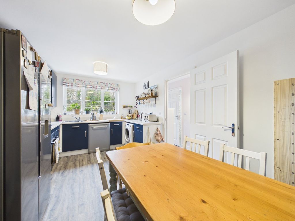 Property photo 2 of 18 Picture No. 25