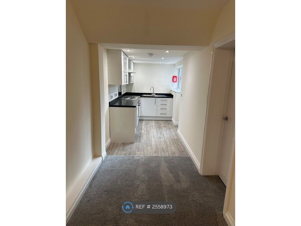 Property photo 1 of 7 Kitchen 1