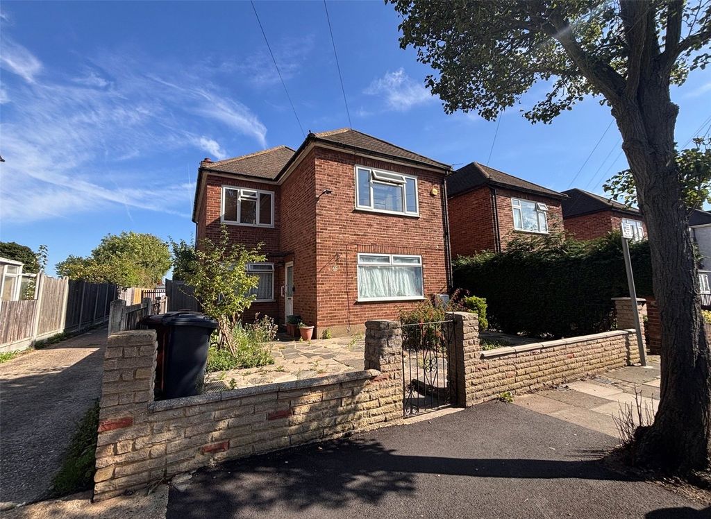 Property photo 1 of 10 Front