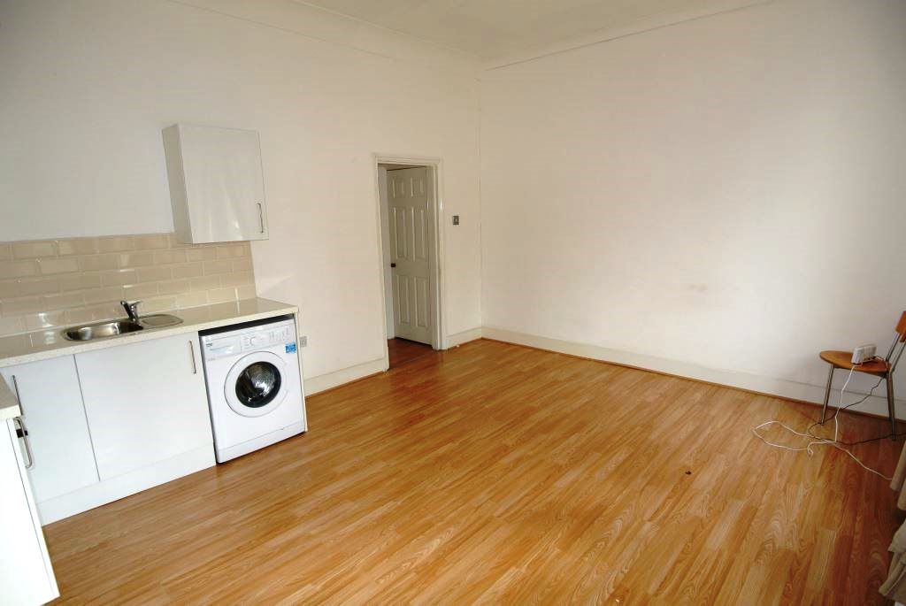 Property photo 1 of 4 1 Bed Flat To Rent Ladywell Road, Ladywell Se13