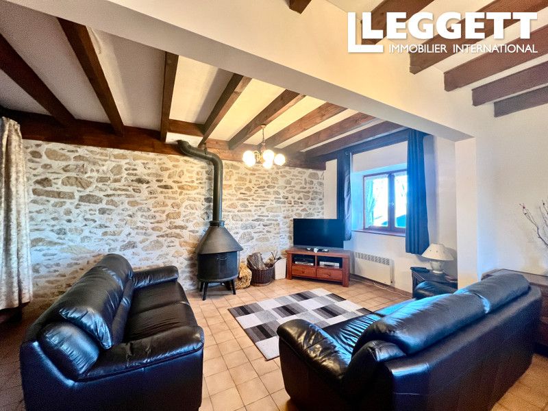 Property photo 2 of 10