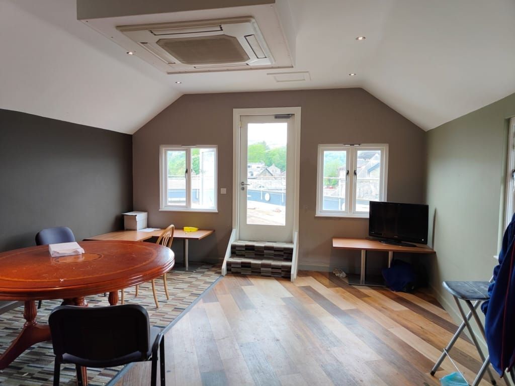 Property photo 2 of 7