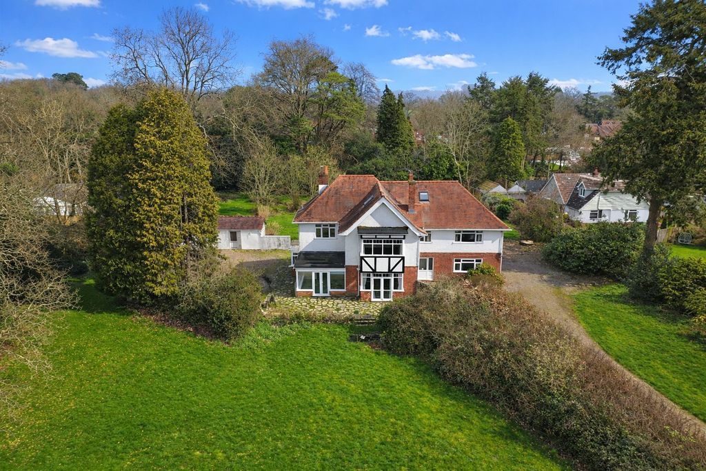 Property photo 1 of 17