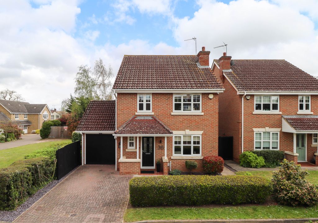 Property photo 1 of 17 Front