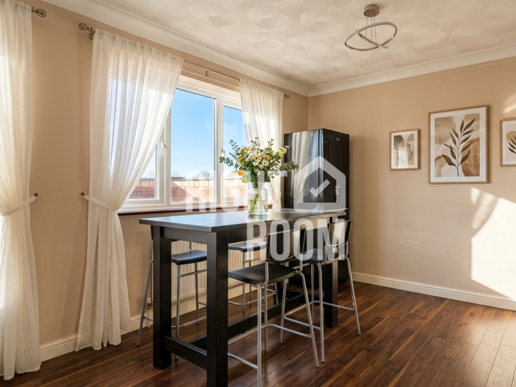 Property photo 3 of 6