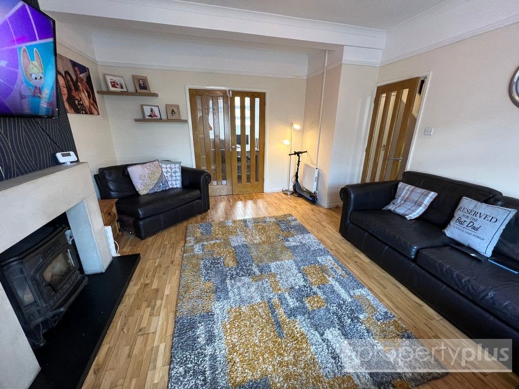 Property photo 2 of 13 Picture No. 09