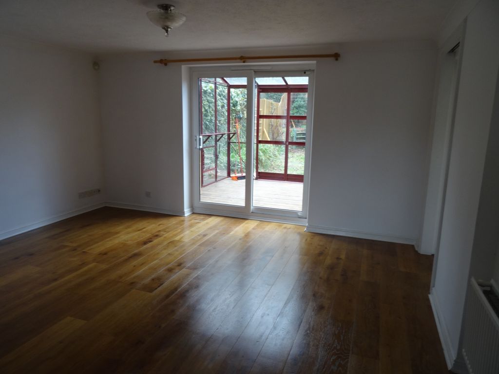 Property photo 2 of 10 Photo 2