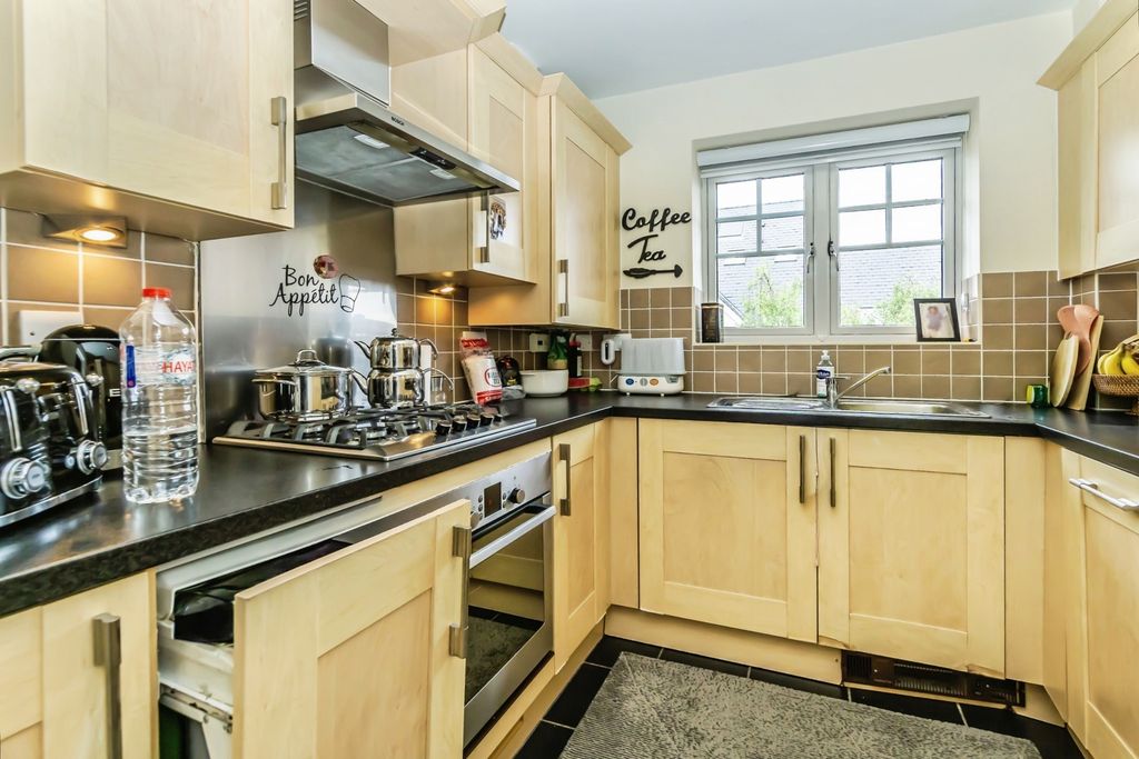 Property photo 3 of 19 Pbox-Img.Jpg