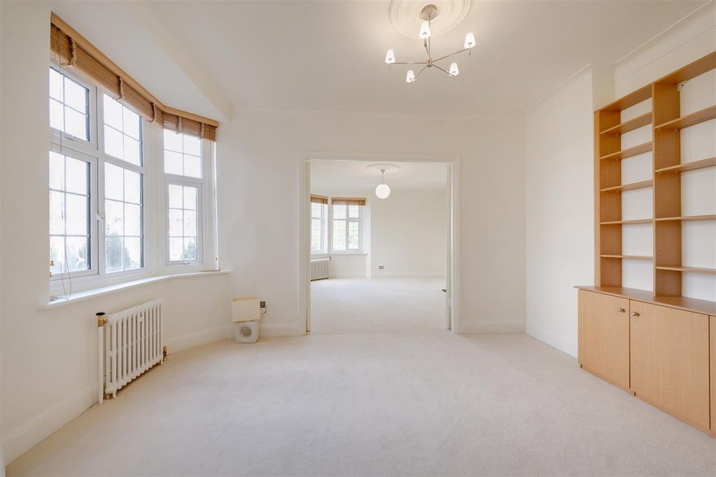 Property photo 3 of 12 53299_Hi_Res_ (2).Jpg