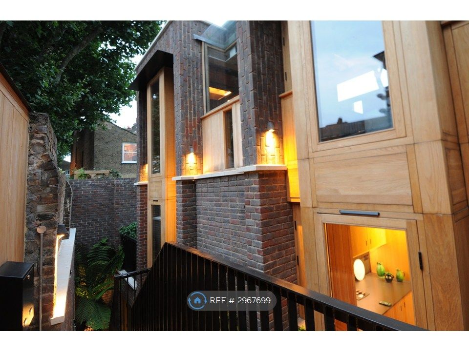 Property photo 2 of 29 Inner Courtyard