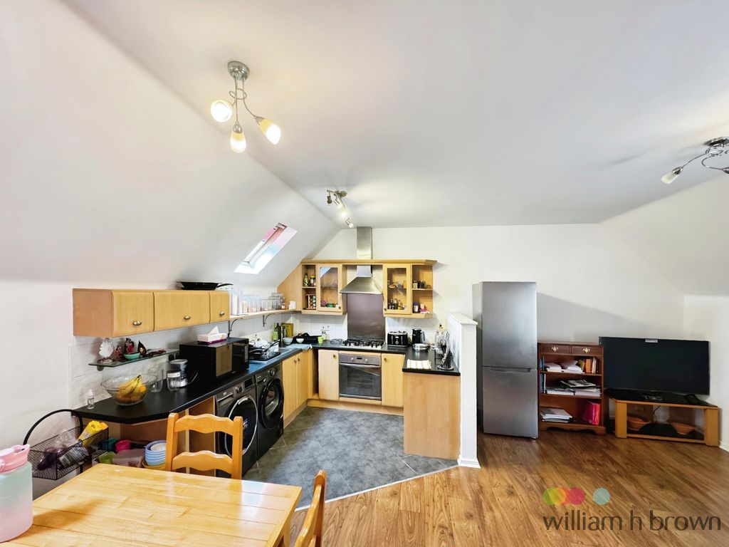 Property photo 2 of 11 Image