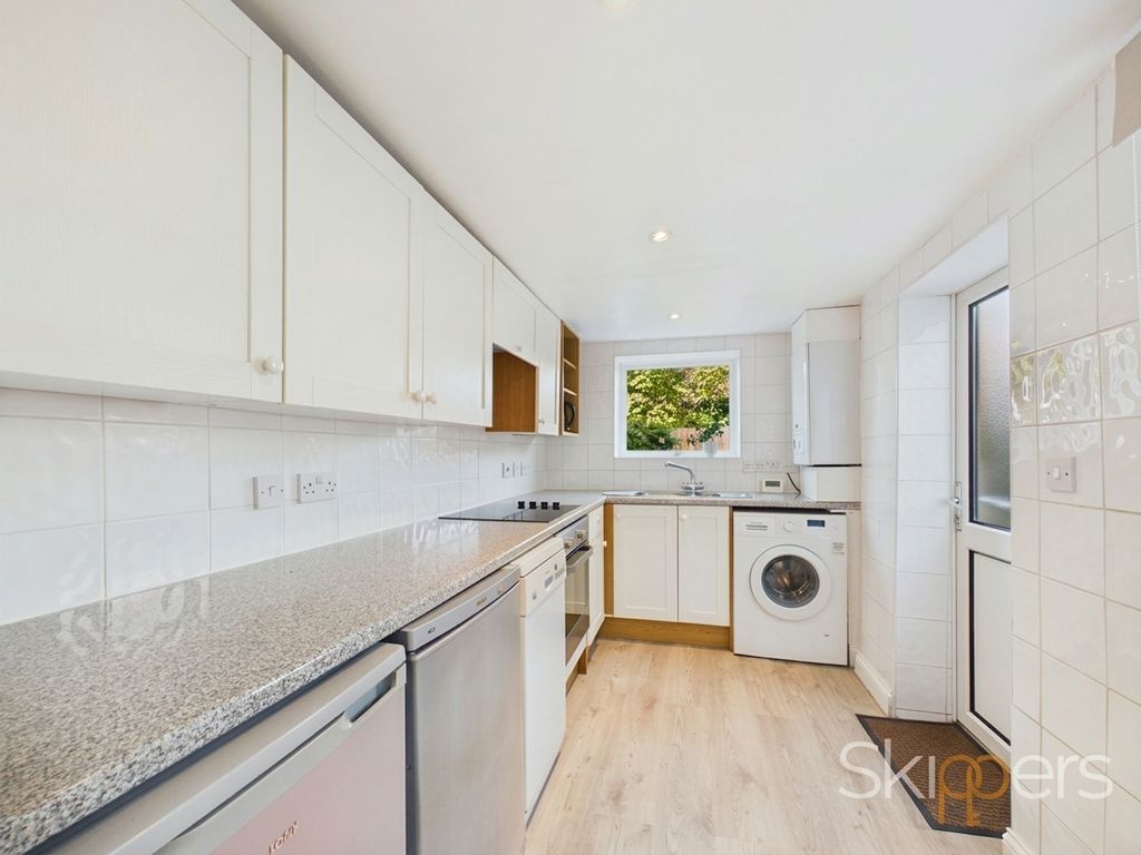 Property photo 3 of 8