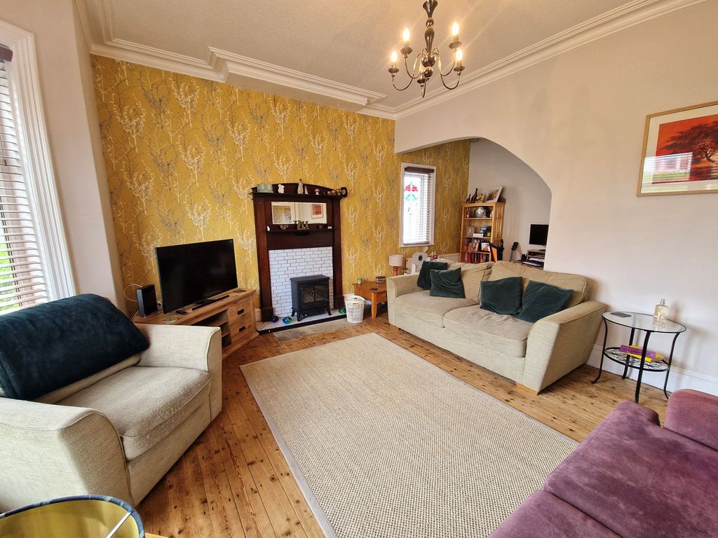 Property photo 3 of 24