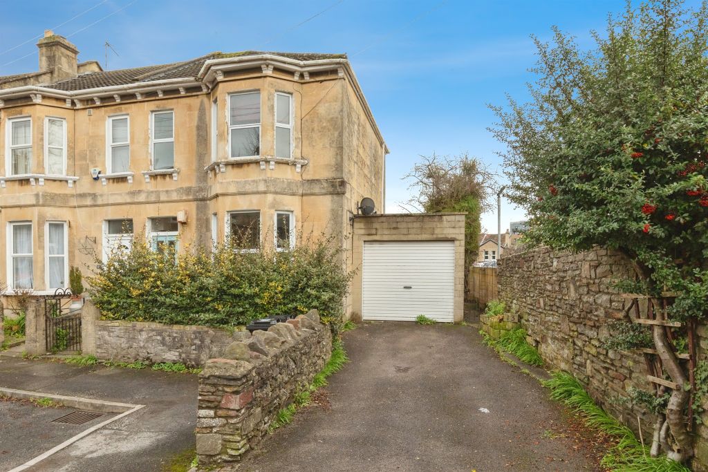 Property photo 1 of 15