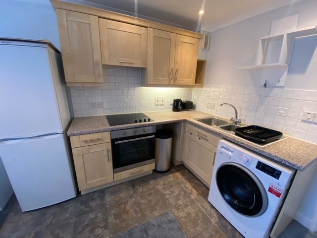 Property photo 3 of 5 Kitchen