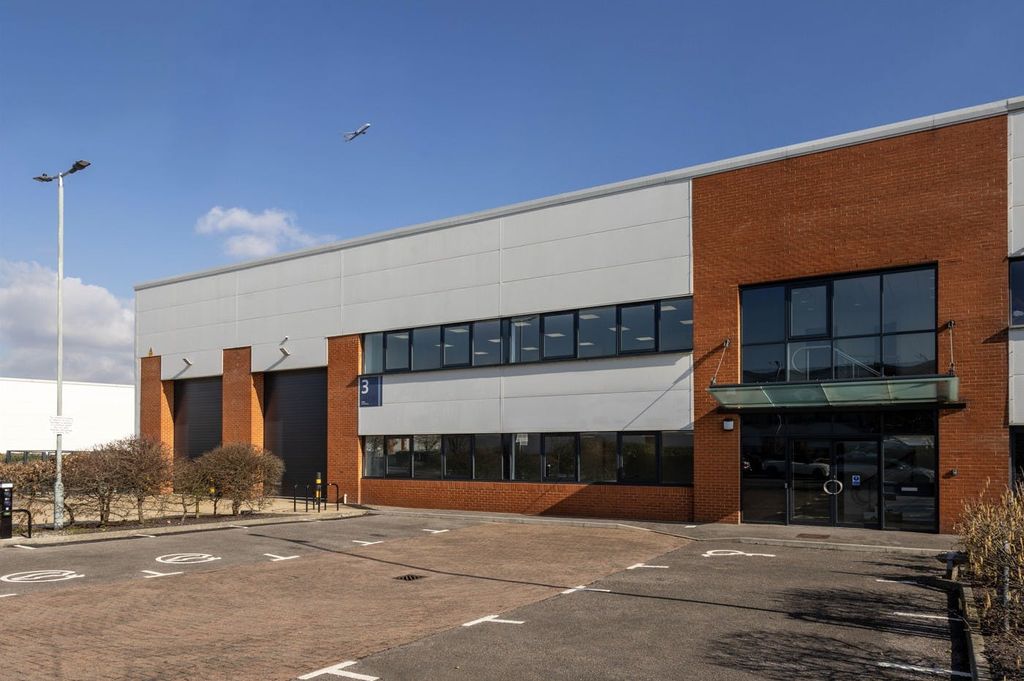 Property photo 3 of 12 Front Aspect