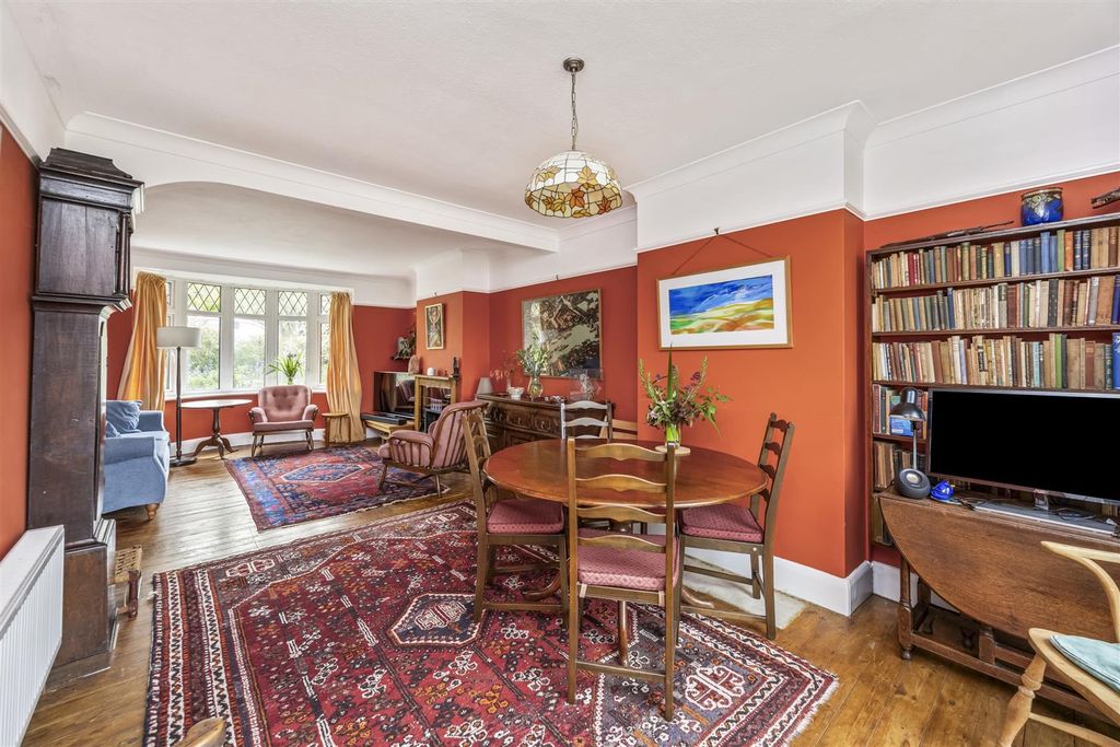 Property photo 2 of 17 Dining Room