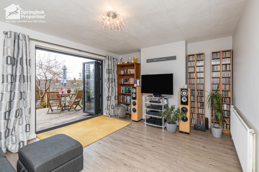 Property photo 2 of 18 Image 1