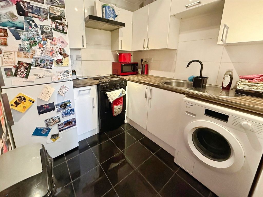 Property photo 3 of 8 Picture No. 07